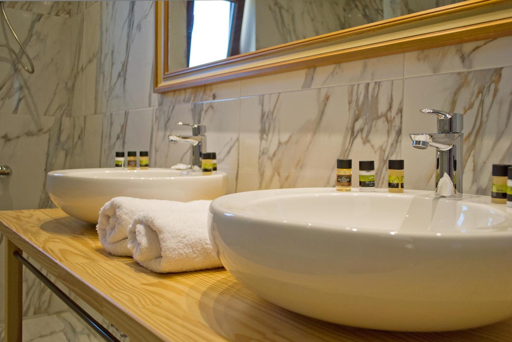 Arktos Hotel Janina Zewnętrze zdjęcie