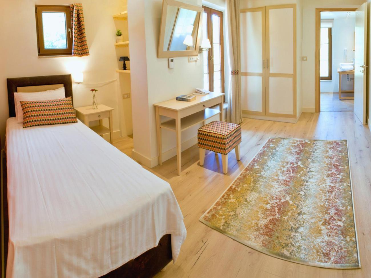 Arktos Hotel Janina Zewnętrze zdjęcie