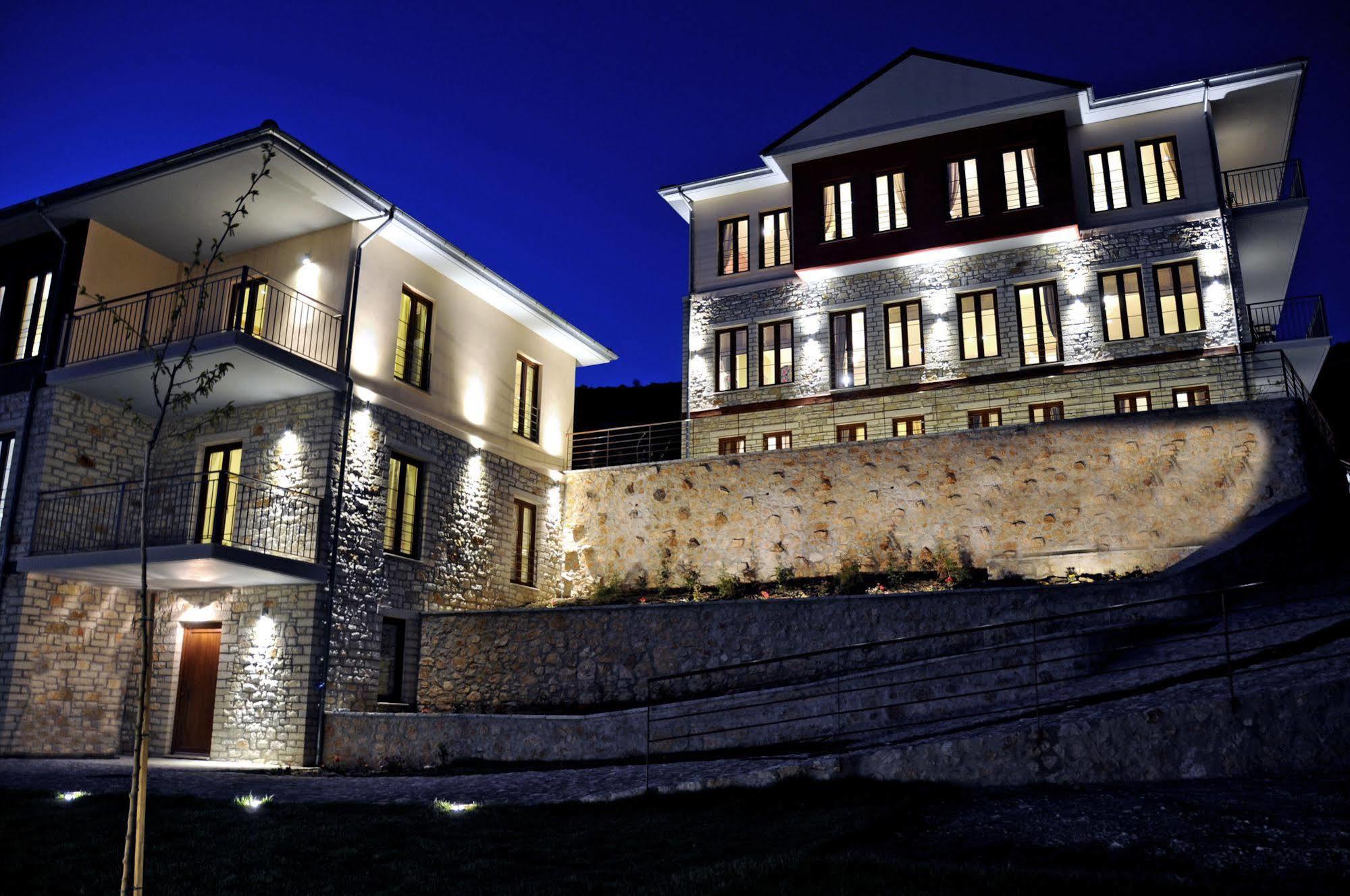 Arktos Hotel Janina Zewnętrze zdjęcie